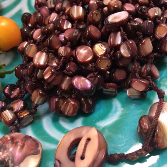 Stunning, 5 Stranded, Purple/Brown, Shell Necklace - Picture 3 of 6